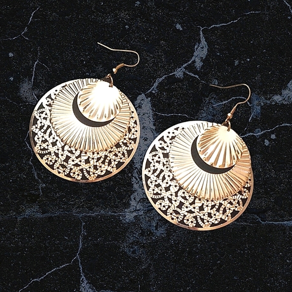 💖Circular Drop Decor Metal Earrings